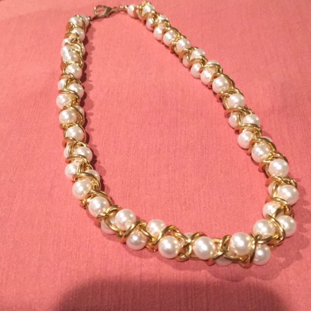 Faux Pearl and Gold Necklace/Choker